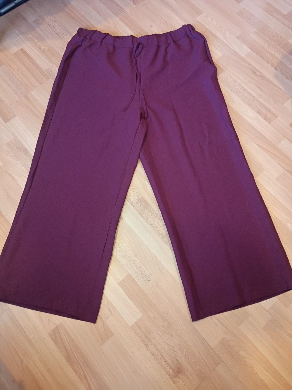 SHEIN Curve Maroon Wide Leg Trousers Elastic Waist Relaxed Fit 3XL.